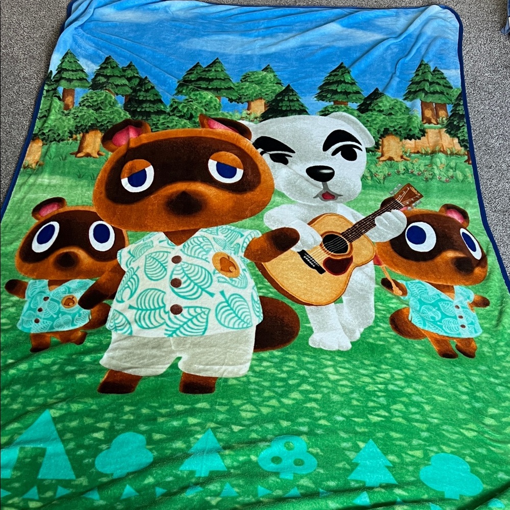 Super soft large Nintendo Animal Crossing Character Themed Blanket (hardly used)